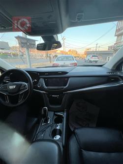 کادیلاک XT5